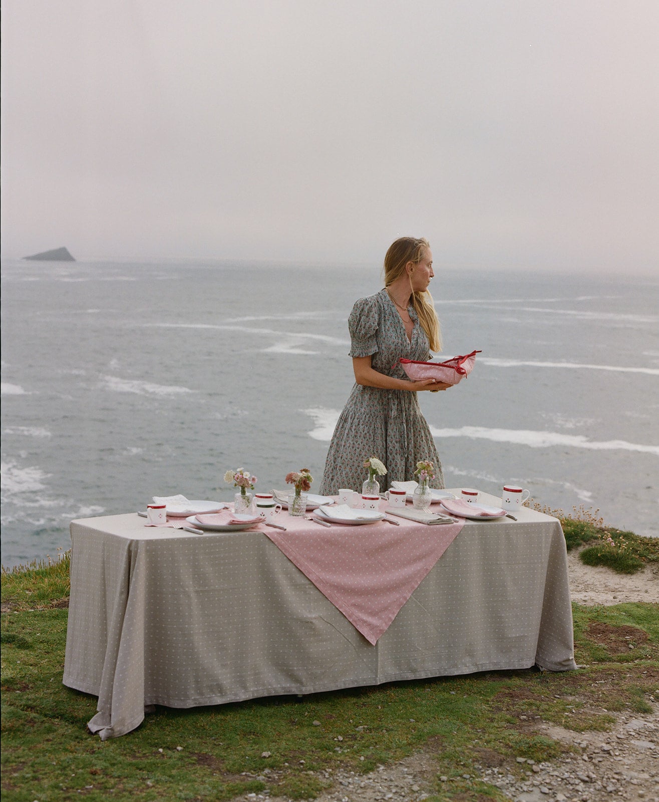 Minni Table Cloth - Faded Green