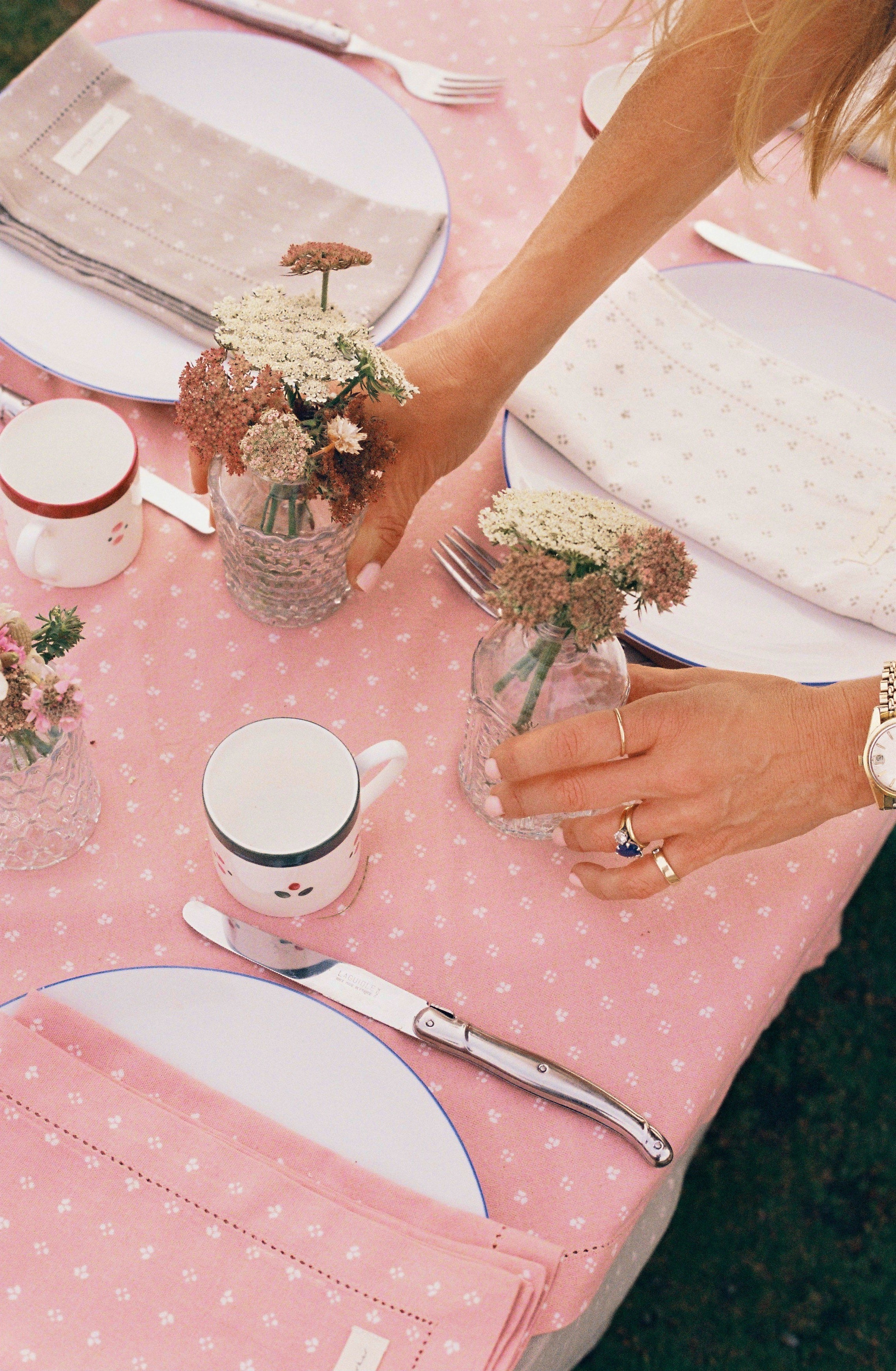 Minni Table Cloth - Faded Red