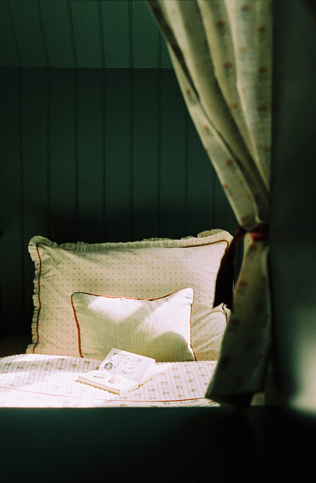 Minni Pillow Case - Red