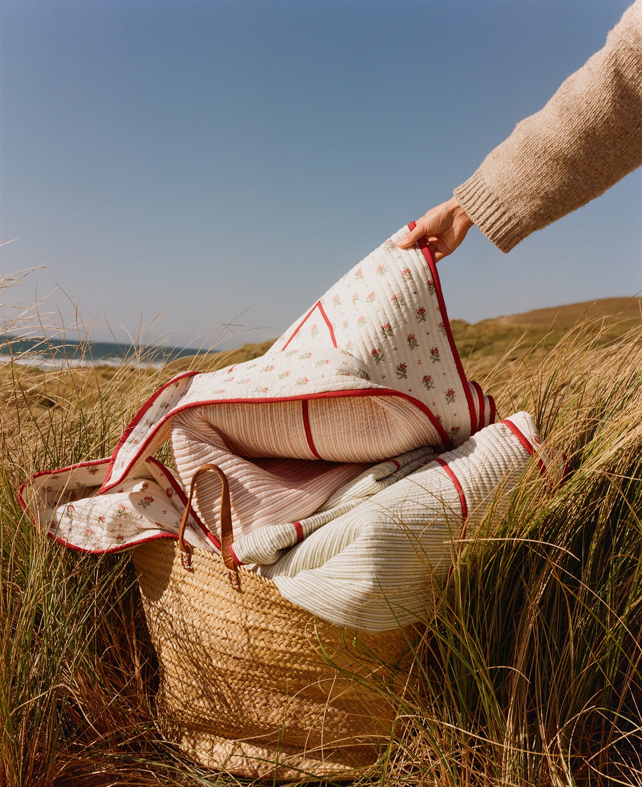 Blume Quilt - Red