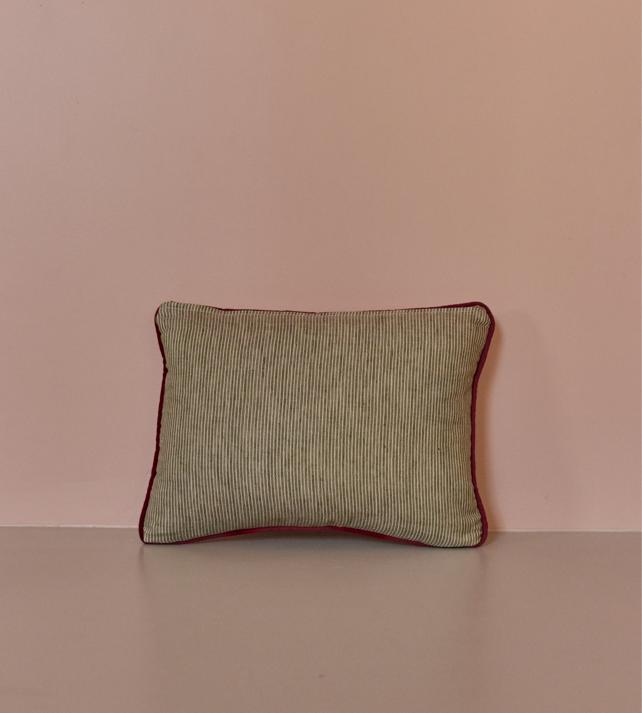 Minni Green Cushion