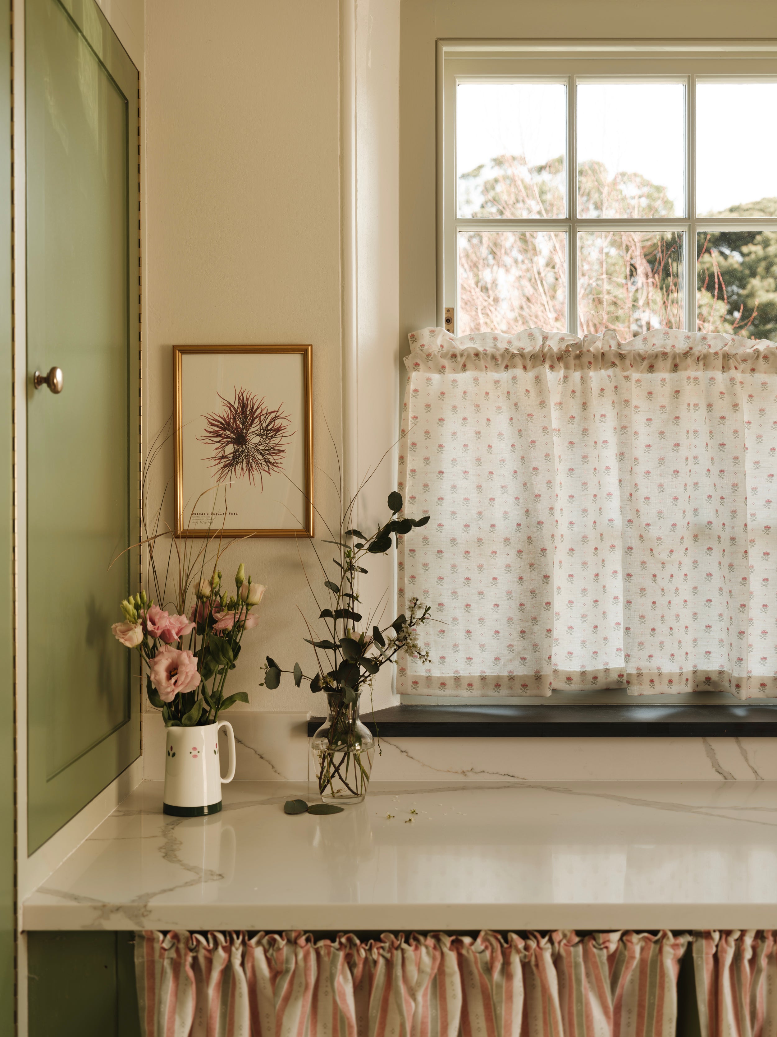 Minni Jug Large (Pint)