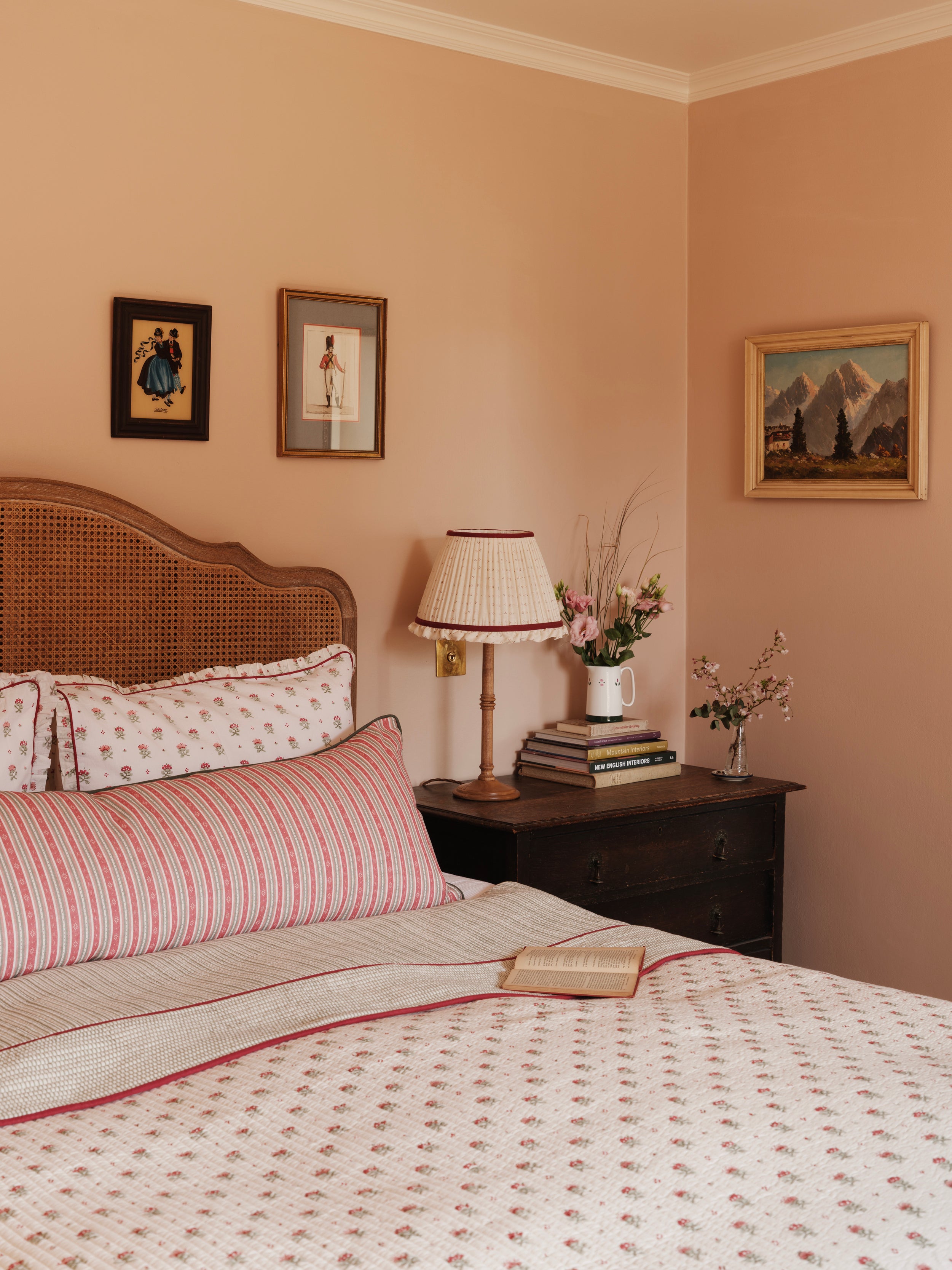 Landhaus - Raspberry Red and Alpine Green