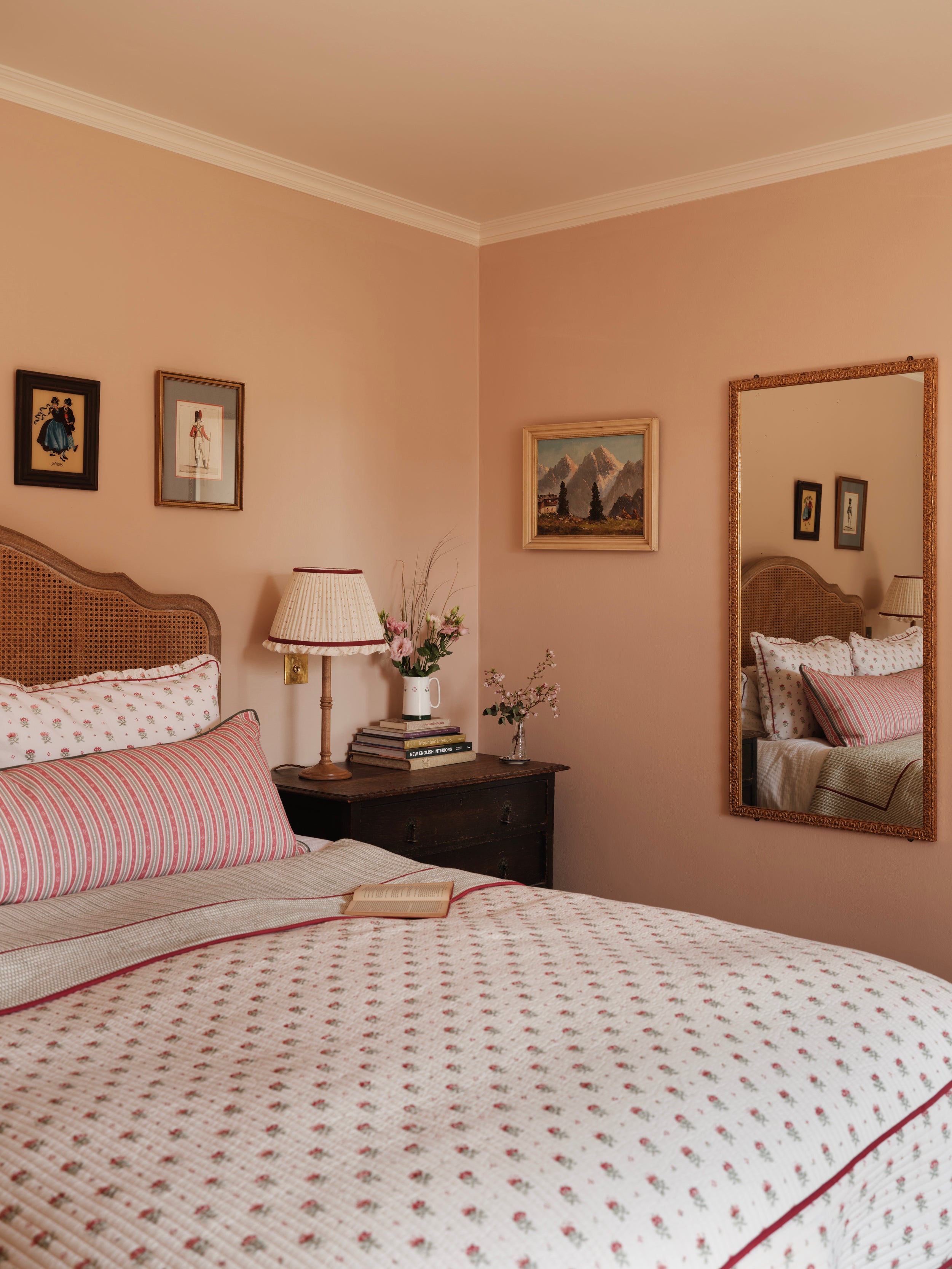 Landhaus - Raspberry Red and Alpine Green