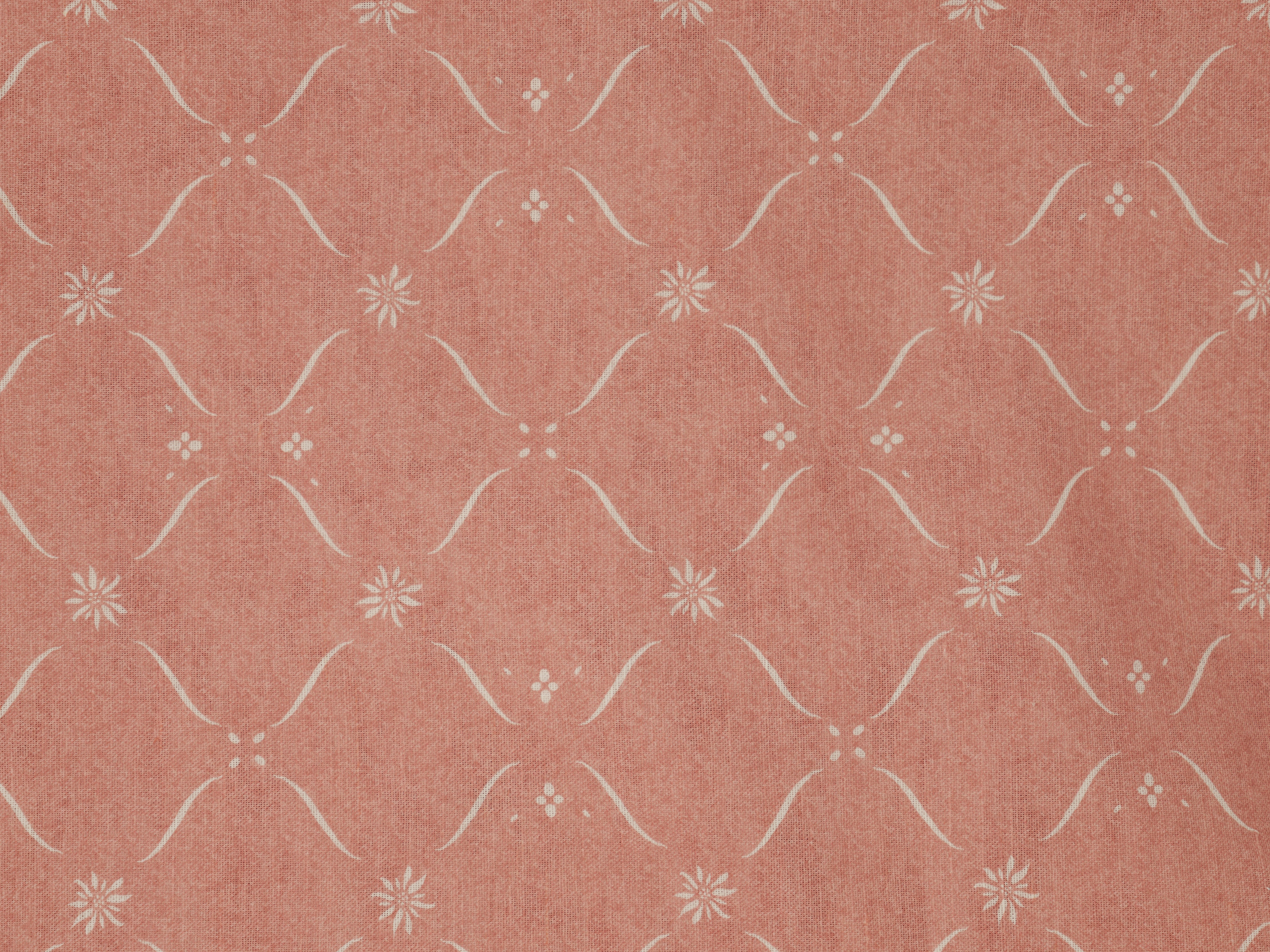 Edelweiss Trellis - Soft Red