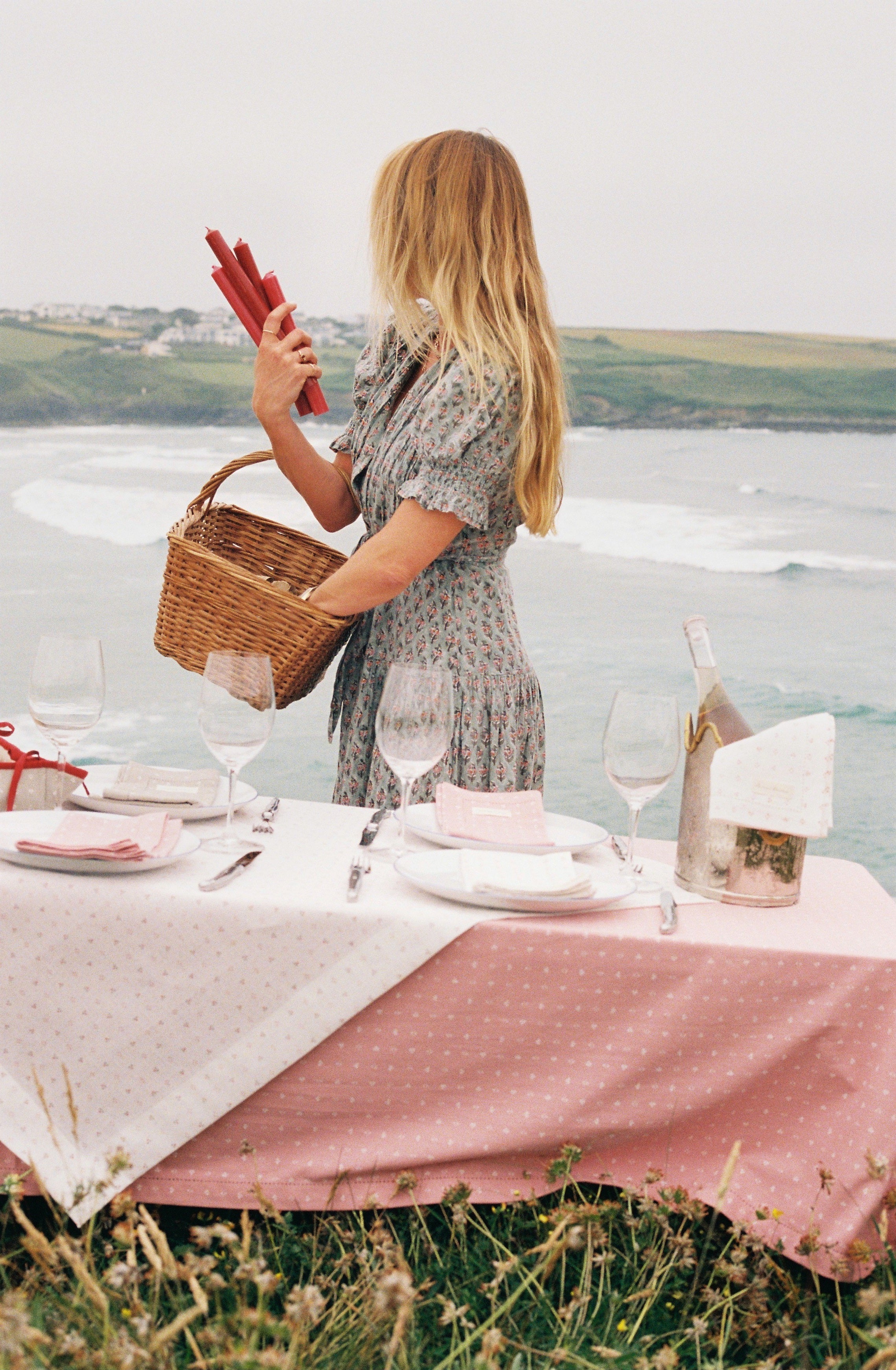 Minni Table Cloth - Faded Red
