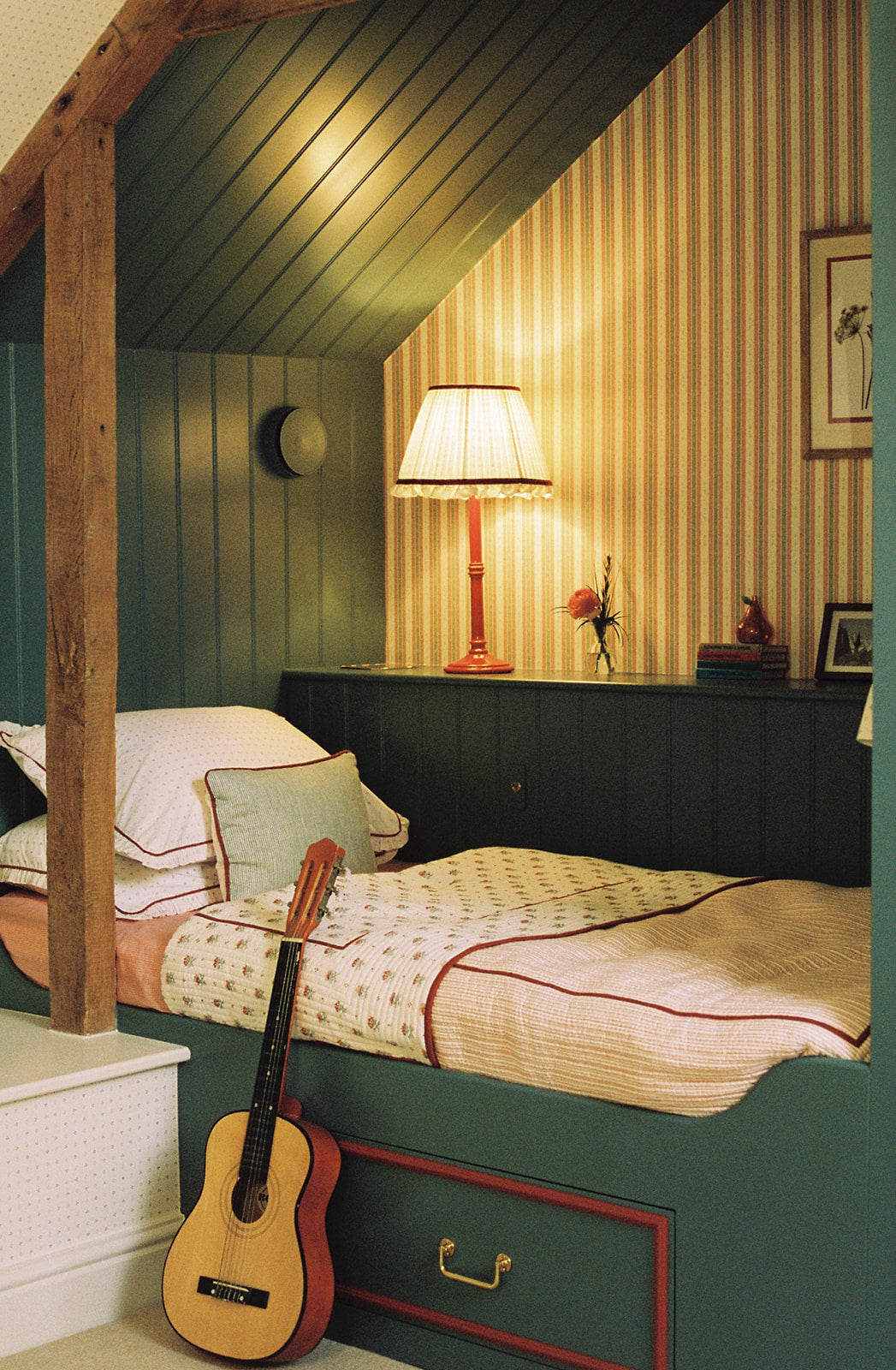 Blume Single Quilt - Red