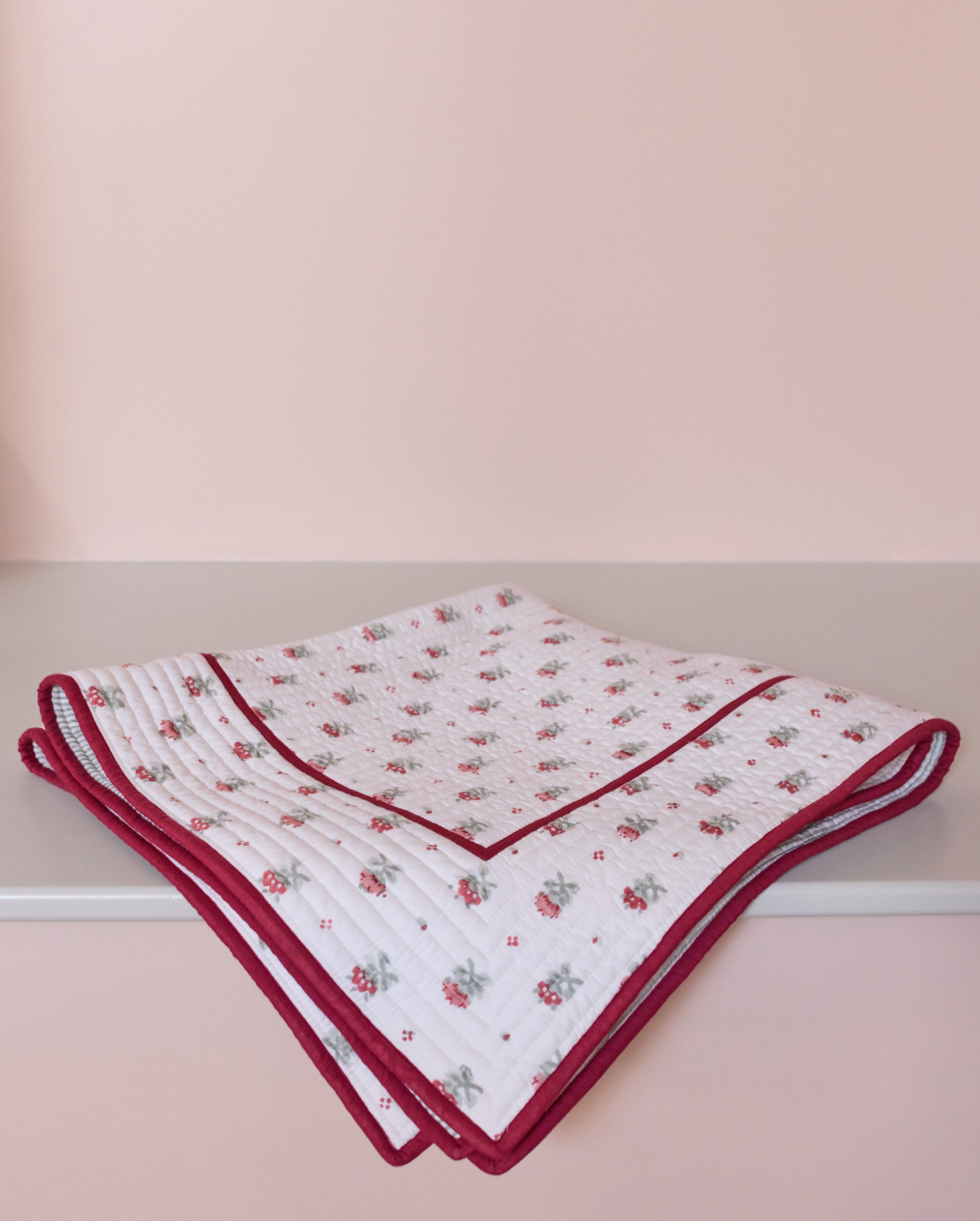 Blume Baby Quilt - Red