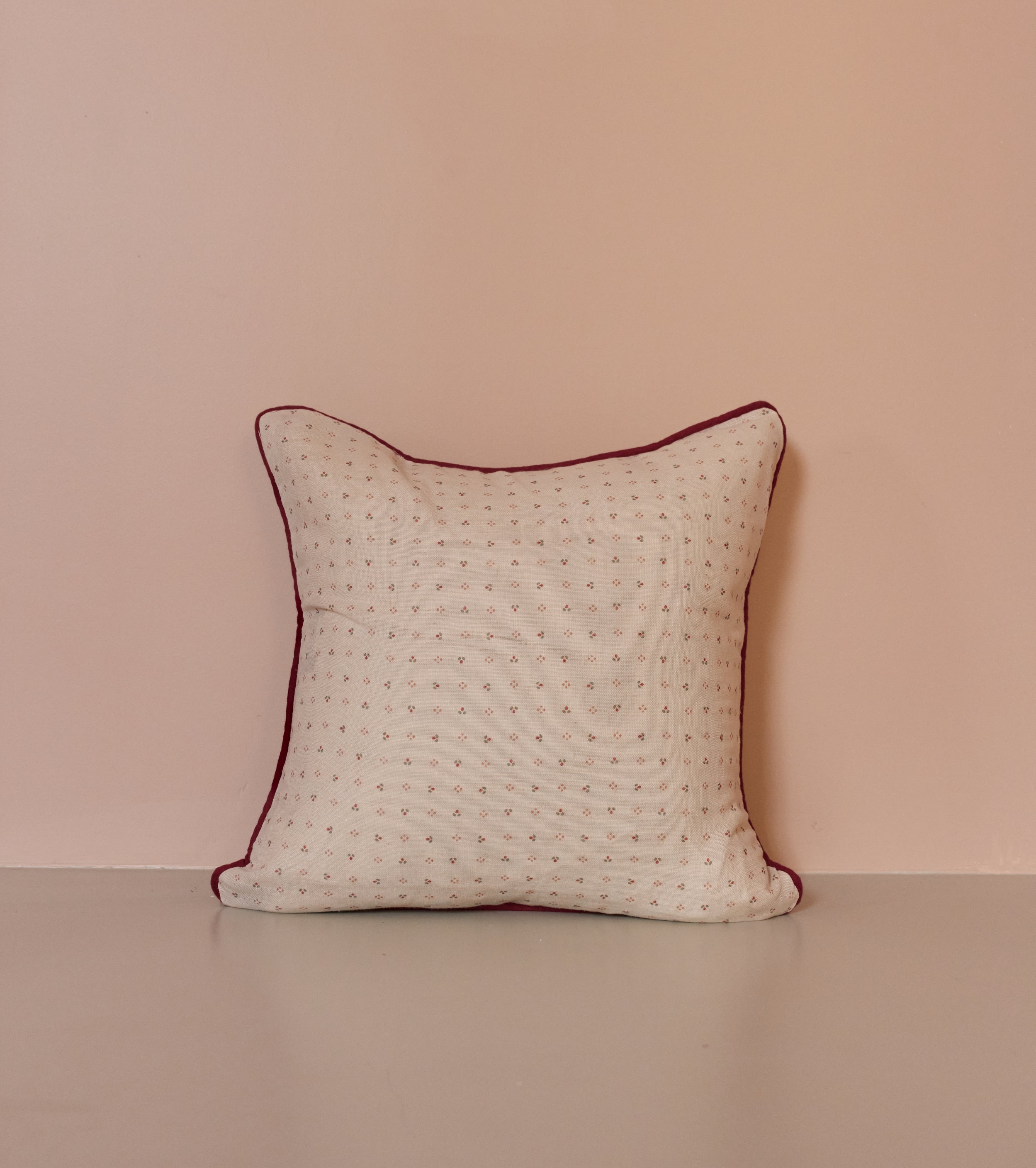 Minni Red Cushion